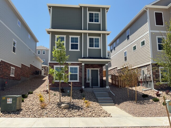 Building Photo - 26149 E Calhoun Pl