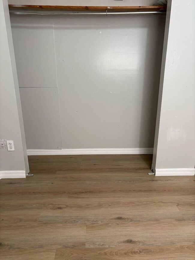 Foto del edificio - For Rent – Cozy 2 Bed / 1 Bath Duplex in Zephyrhills