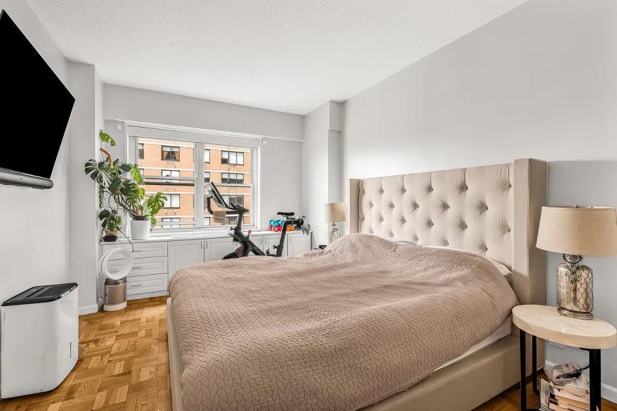 Foto principal - 2 bedroom in NEW YORK NY 10003