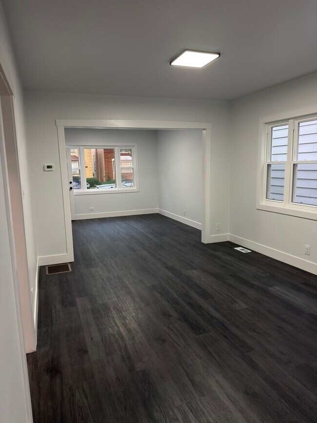 Foto del edificio - 5620 N Major Ave