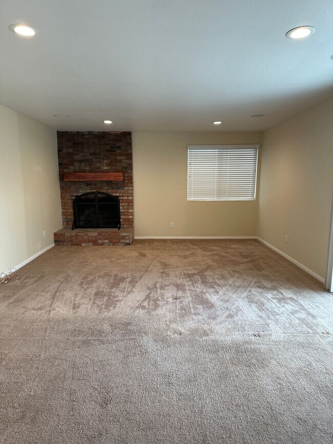 Foto del edificio - 7919 San Felipe St