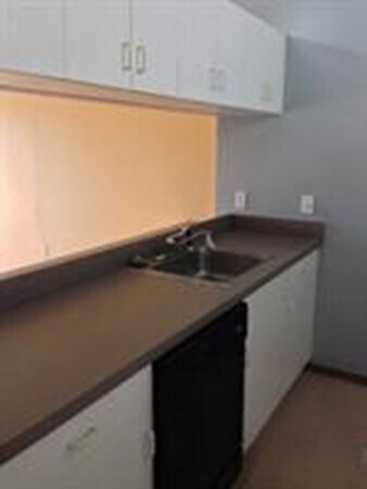Foto del edificio - 100 W Squantum St