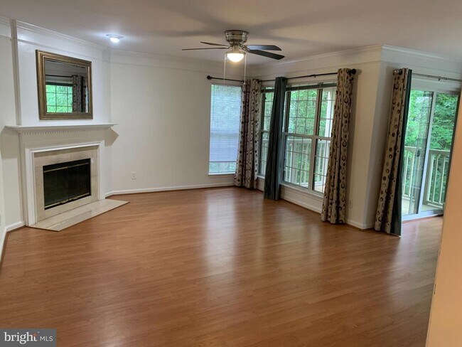 Foto del edificio - 8202 Winstead Pl