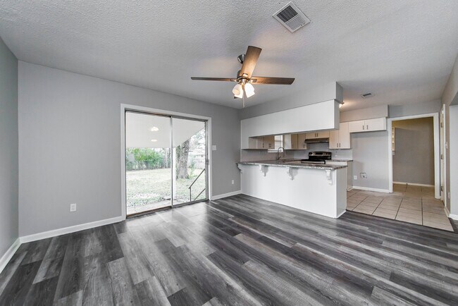 Foto del edificio - 17 Chalet St