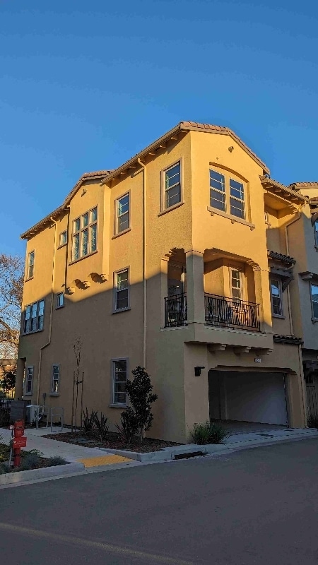 Photo - 1343 W Middlefield Rd Townhome