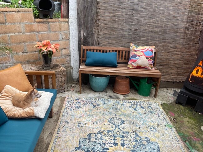 Building Photo - 9401 Notre Dame Ave