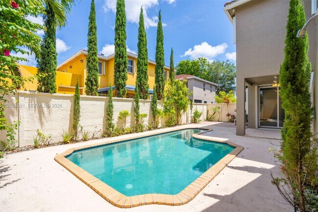 Foto del edificio - 5175 NW 108th Pl
