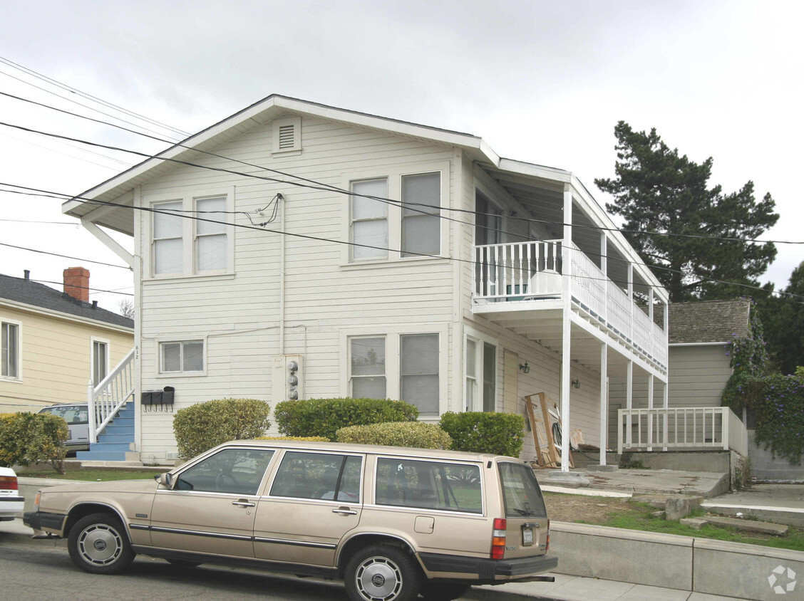 Building Photo - 612 Butte St