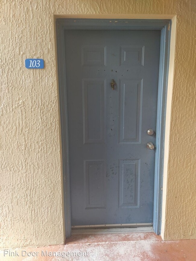 Building Photo - 533 Villa Del Sol Cir