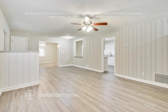 Foto del edificio - 2504 Stone Rd