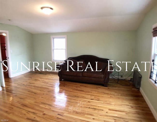 Building Photo - 2 br, 1 bath  - 814 E 39th St