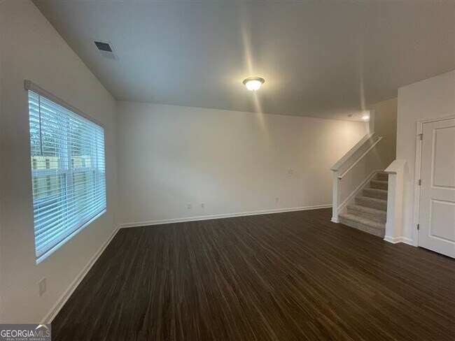 Building Photo - 1421 Ben Park Way