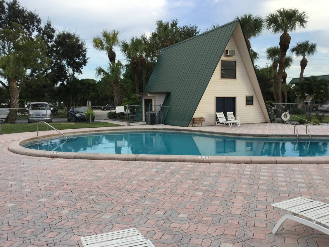 1021 SE Monterey Rd, Stuart, FL 34994 Apartments in Stuart, FL