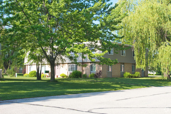 Building Photo - N114 W15577 Sylvan Cir