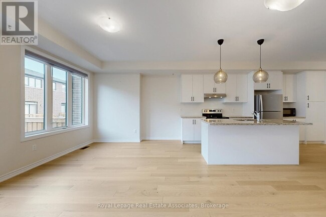 Photo du bâtiment - 1411 Oakmont Cmn