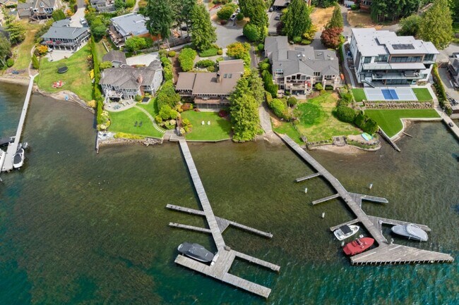 Foto del edificio - 4Bd/2.25Ba Bellevue House