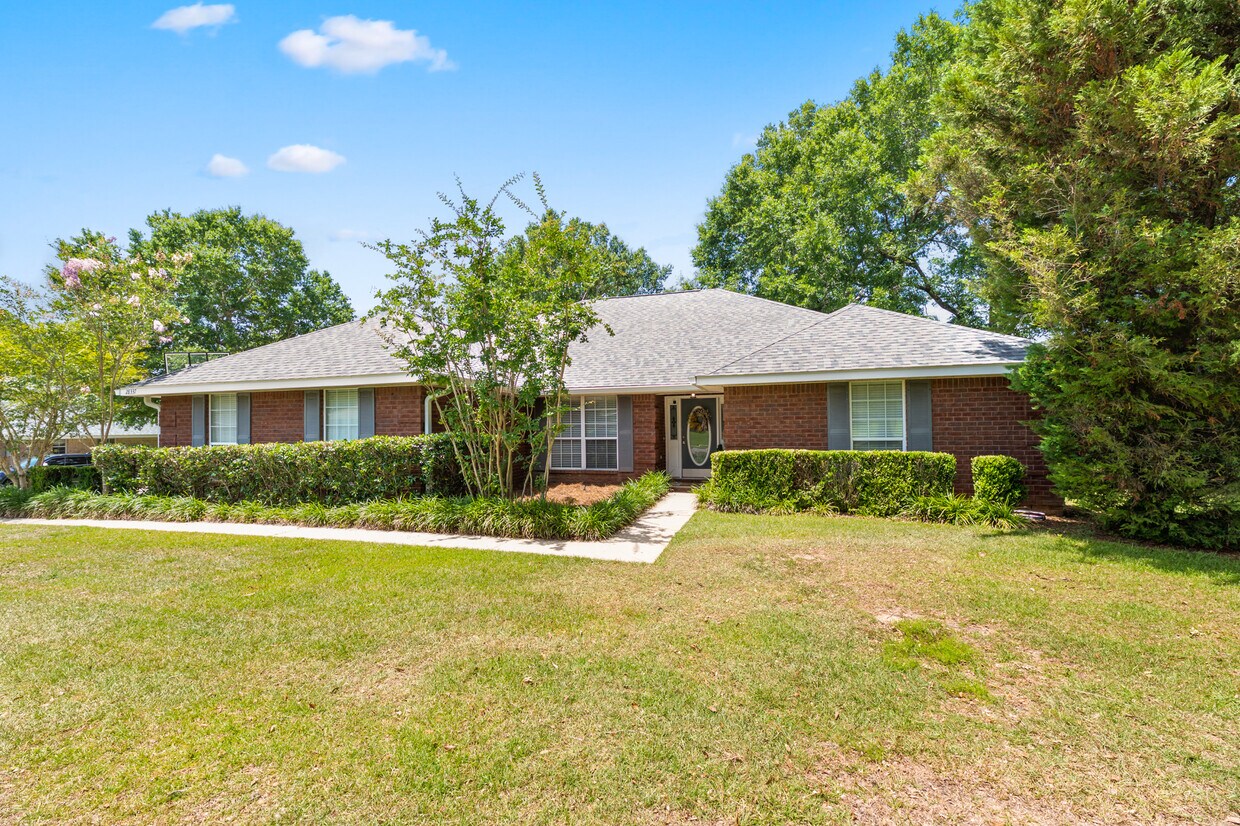 Foto principal - 28337 Bay Branch Dr