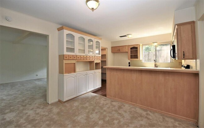 Foto del edificio - 9634 Bundy Ln