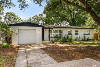 Building Photo - 2909 Hargill Dr