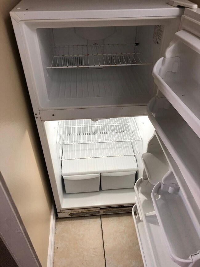 Photo - Green Tee - # 317 Apartment