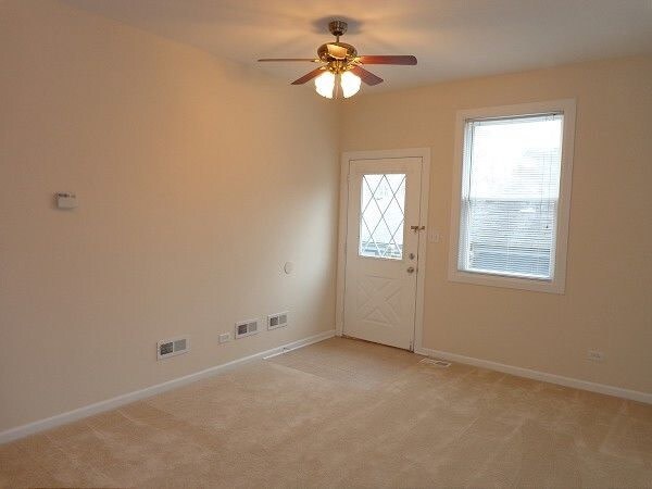 Building Photo - 307 N Clifton Ave