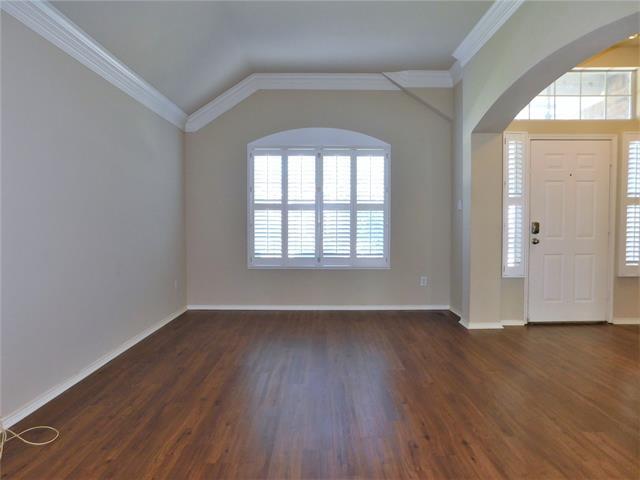 Building Photo - 1664 Niagara Blvd