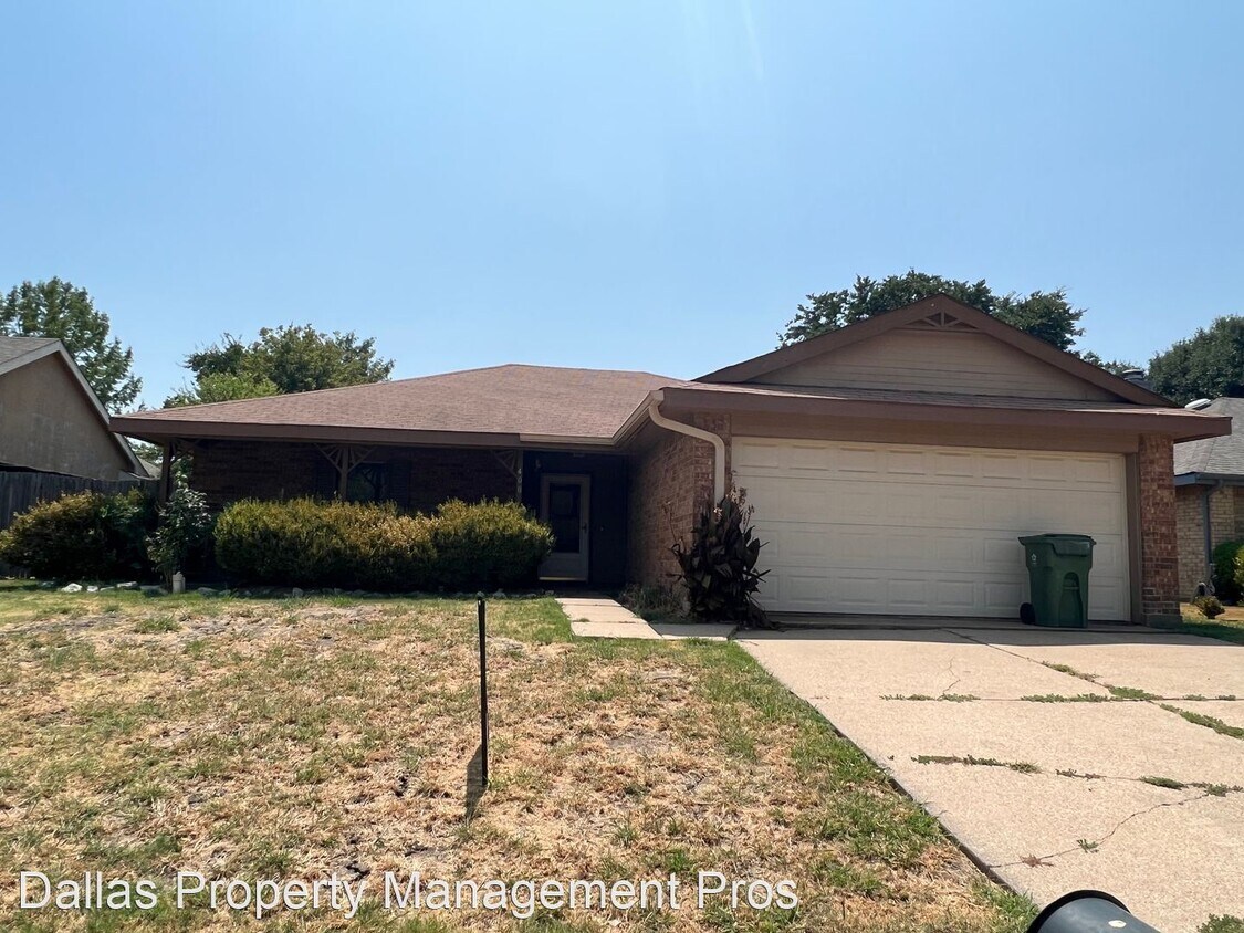 Primary Photo - 2 br, 2 bath House - 400 Kalmia Dr