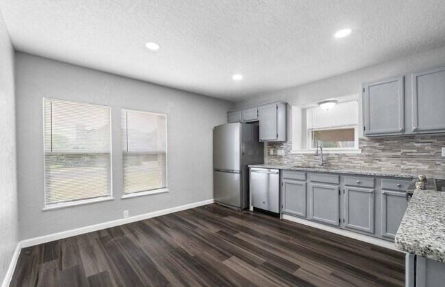 Foto del edificio - 6909 Quail Lake Dr