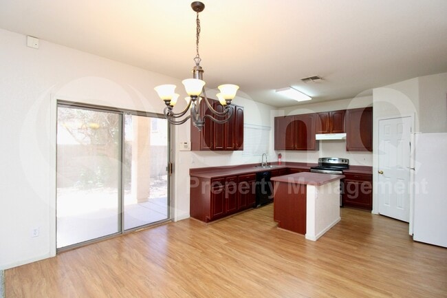 Photo - 3062 S Mandy House