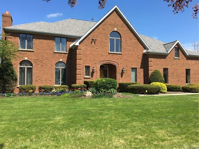 Building Photo - 411 Riverview Dr