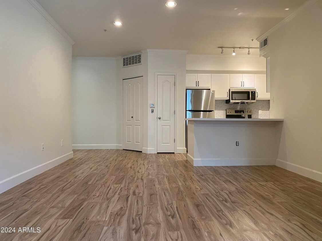 Foto principal - 1701 E Colter St