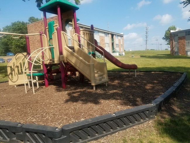 Building Photo - Edgebrook Park Apartments