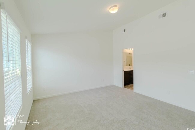 Foto del edificio - 115 Crescent Wy