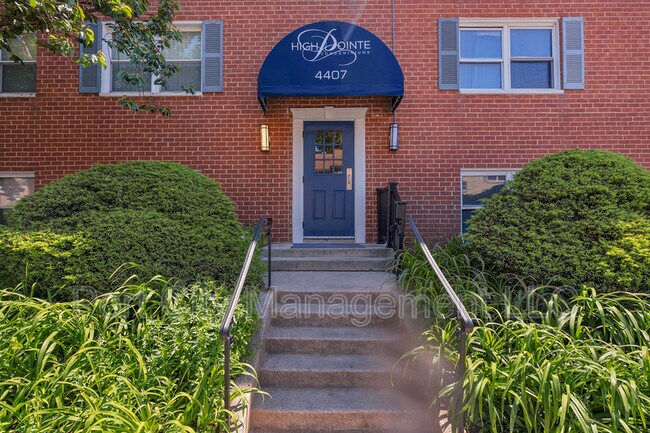 Foto del edificio - 4407 Falls Bridge Dr