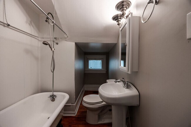 Foto del edificio - Downtown home walking distance to Mercer L...