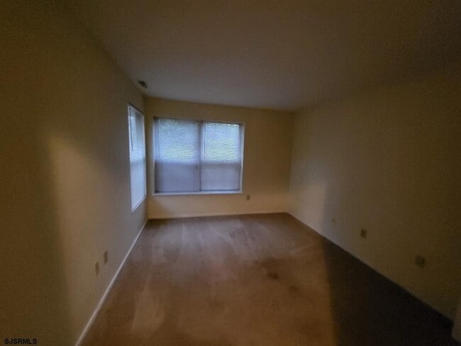 Foto del edificio - 9 Malibu Way