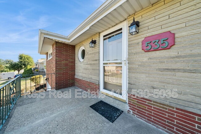 Foto del edificio - 535 Hickory Dr