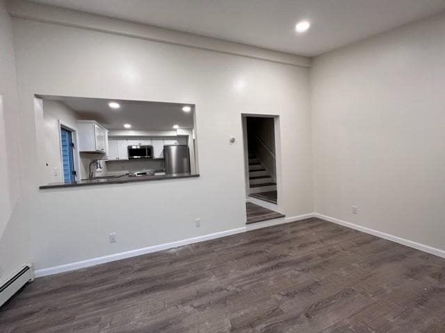 Building Photo - 687 Jersey Ave