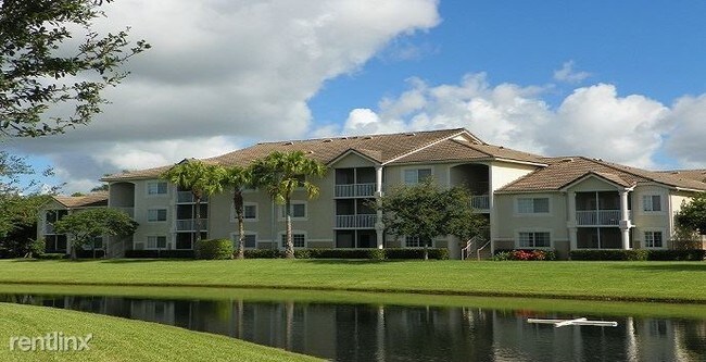 Foto del edificio - 8885 Okeechobee Blvd