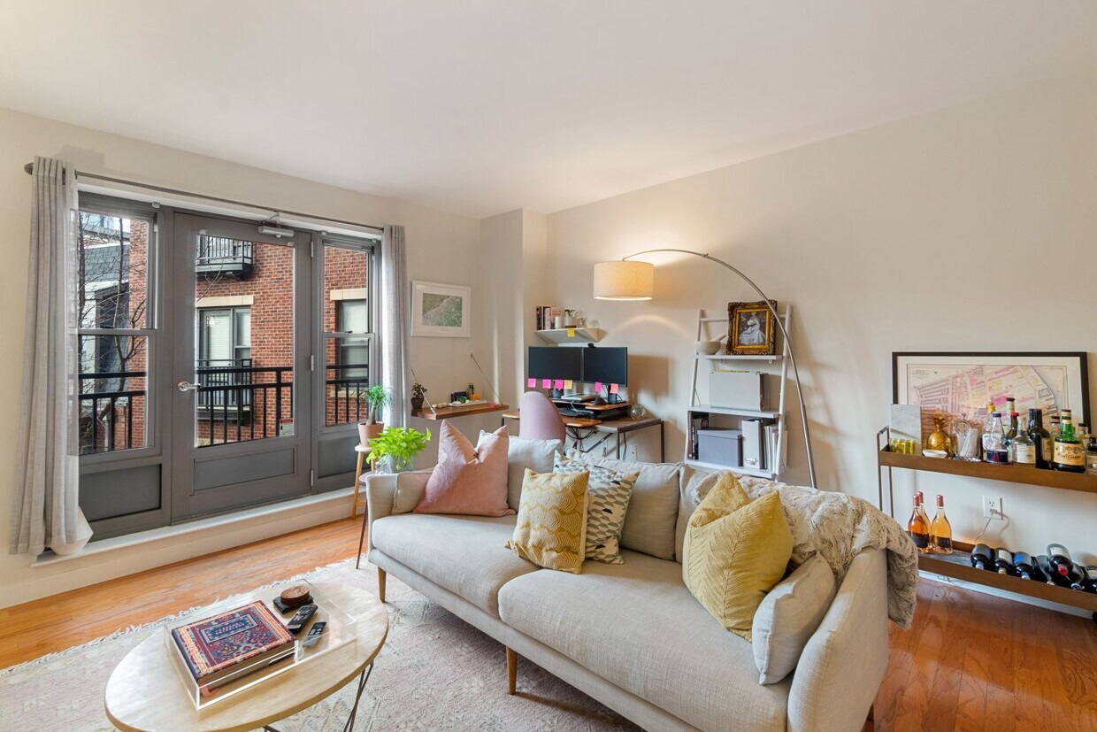 Foto principal - 519 Harrison Ave