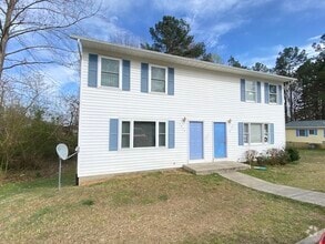Building Photo - 1017 Nicks Ln