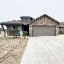 Building Photo - 13801 Avenue W