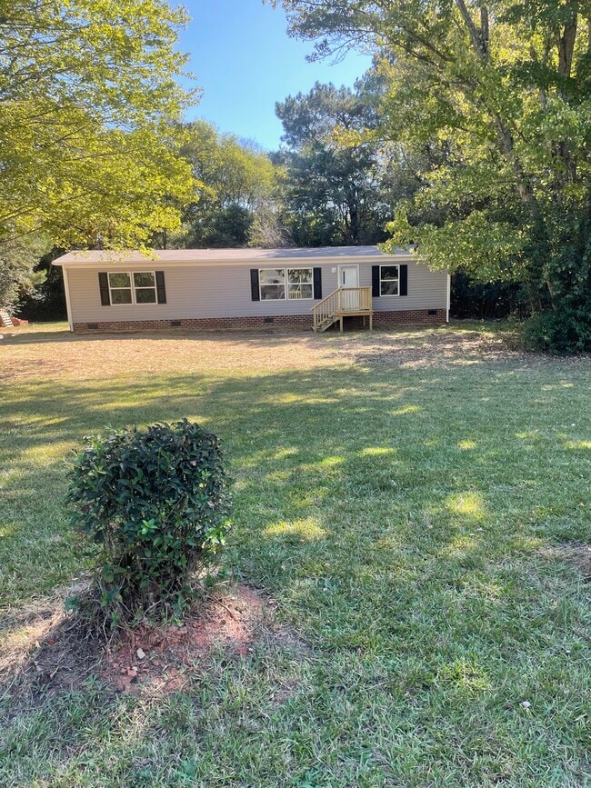 Building Photo - 3222 Hands Mill Hwy