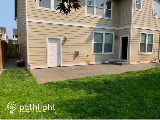 Foto del edificio - 7705 McKinley Loop NE, Lacey, WA, 98516