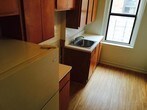 Foto principal - 3204 Kingsbridge Ave