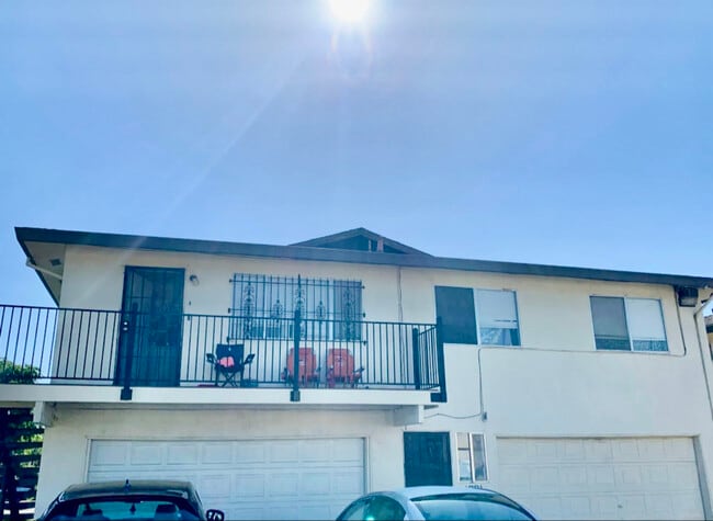 Foto del edificio - 1331 Pinetree Dr