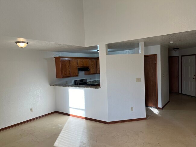 Building Photo - 3202 Ridgecrest Ct