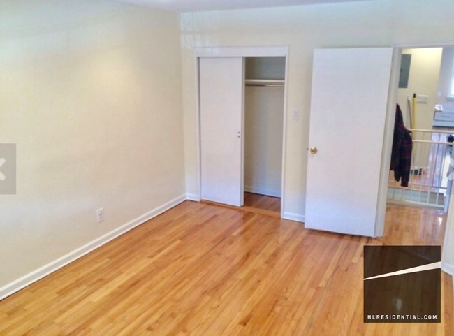 Building Photo - 2143 32nd St