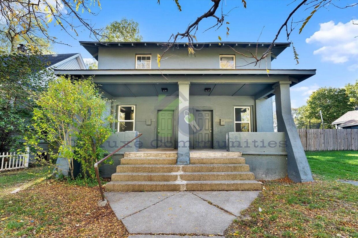 Foto principal - 724-724 Adams St SE