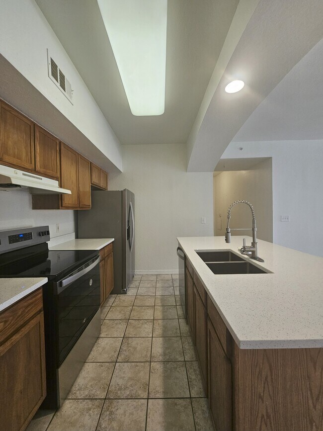 Foto del edificio - 7965 Preserve Cir
